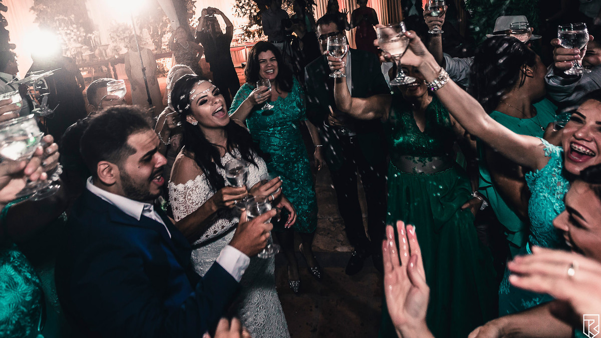 casamento-na-praia-do-futuro-ricardo-lima-fotografo-casamento-de-dia-barraca-gran-roya