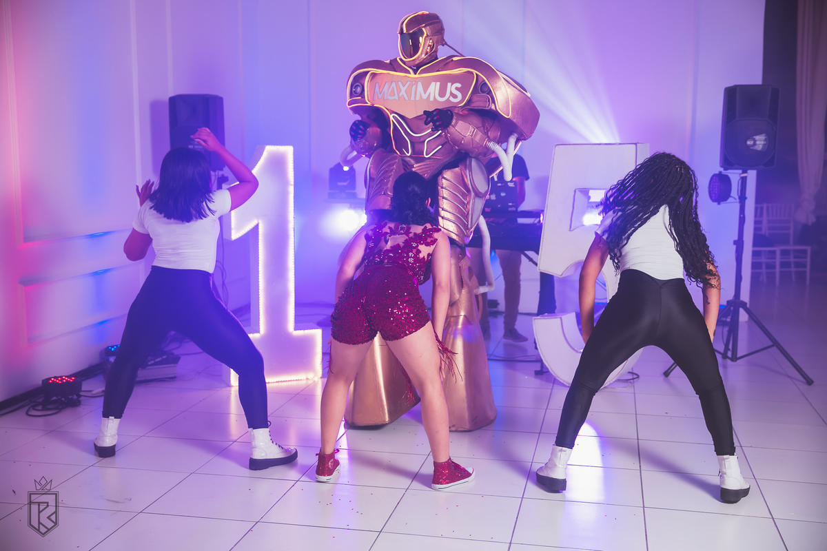 Festa de Debutante
Fotografia de Debutante
Ensaio de Debutante
Álbum de Debutante
Vestido de Debutante
Valores de Debutante
Decoração de Debutante
Músicas de Debutante
Convites de Debutante
Homenagem de Debutante
Festa de 15 anos
Pré-festa de Debutante
Ma