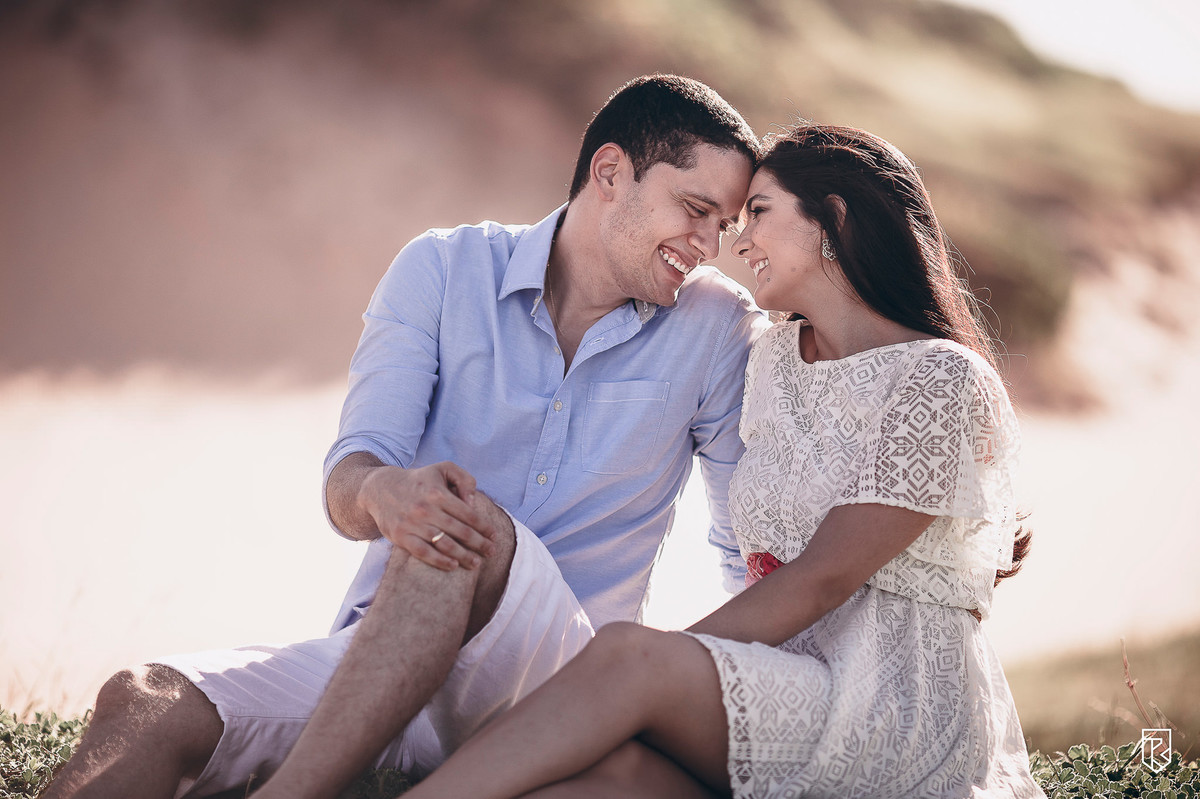 ensaio-de-casal-na-praia-de-morro-branco