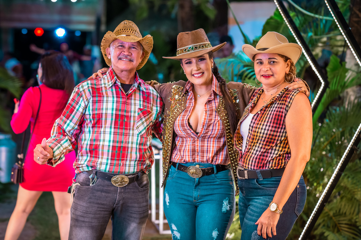 festa de aniversário-vaquejada-nordeste-espaço caras