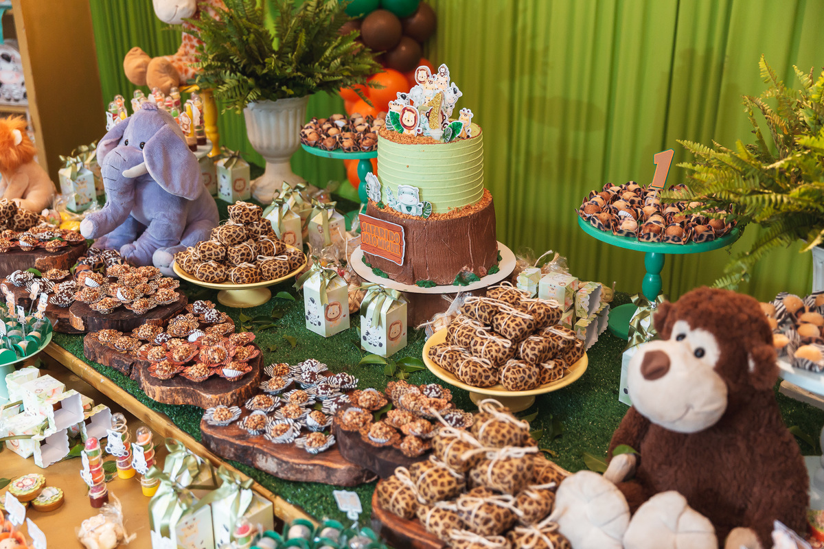 festa infantil-safari-plus buffet-criança-niver 1 ano-1 aninho