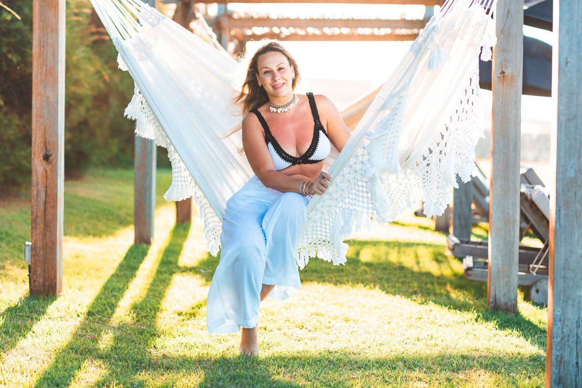 ensaio feminino-mae e filha-fotos familia-minas gerais-carmel charme-beleza feminina-fotografo ceara-aquiraz-praia
