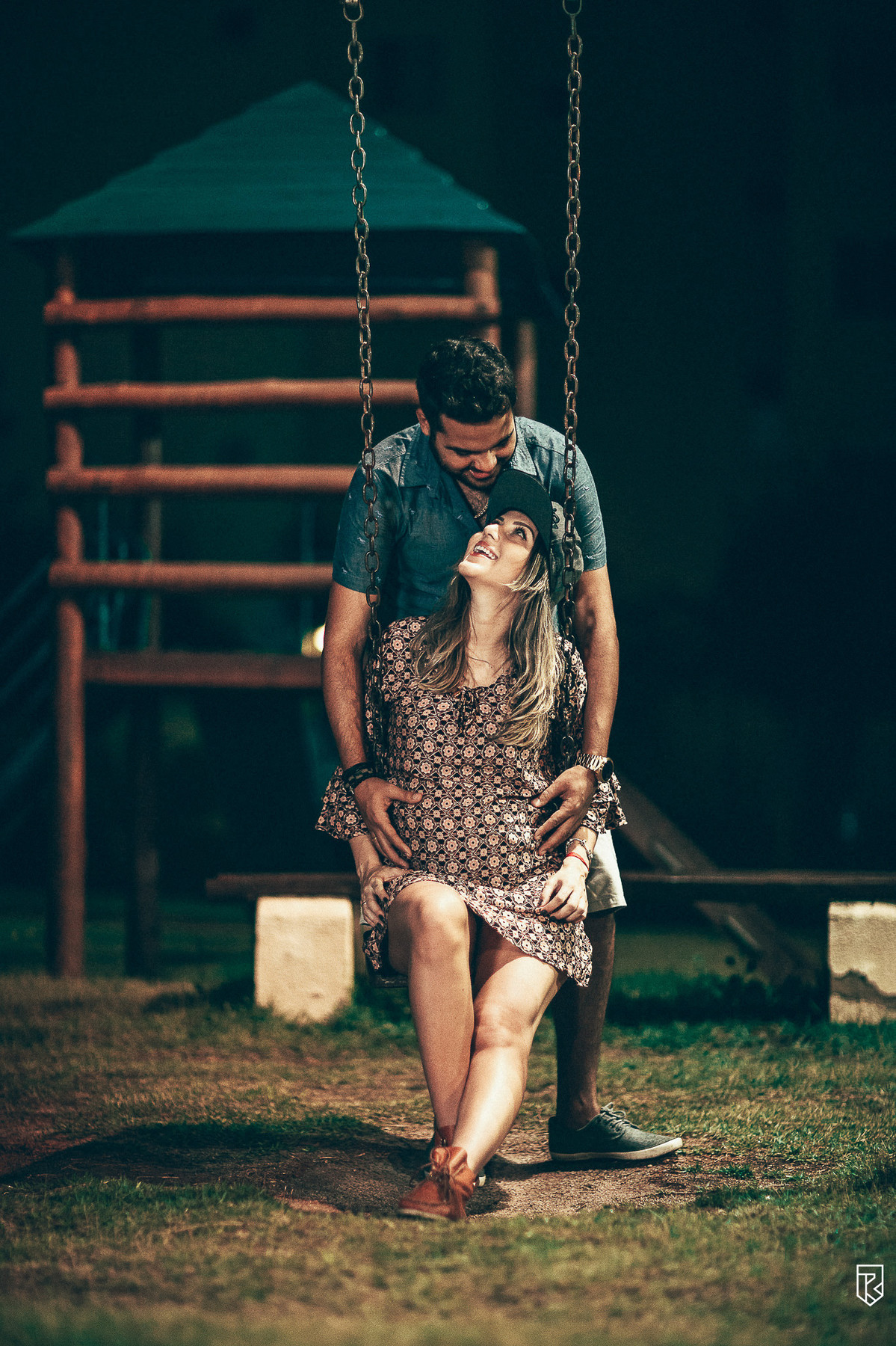 ensaio-gestante-dentro-de-casa-fotos-de-casal-ensaio-no-apartamento-fotografo-ricardo-lima