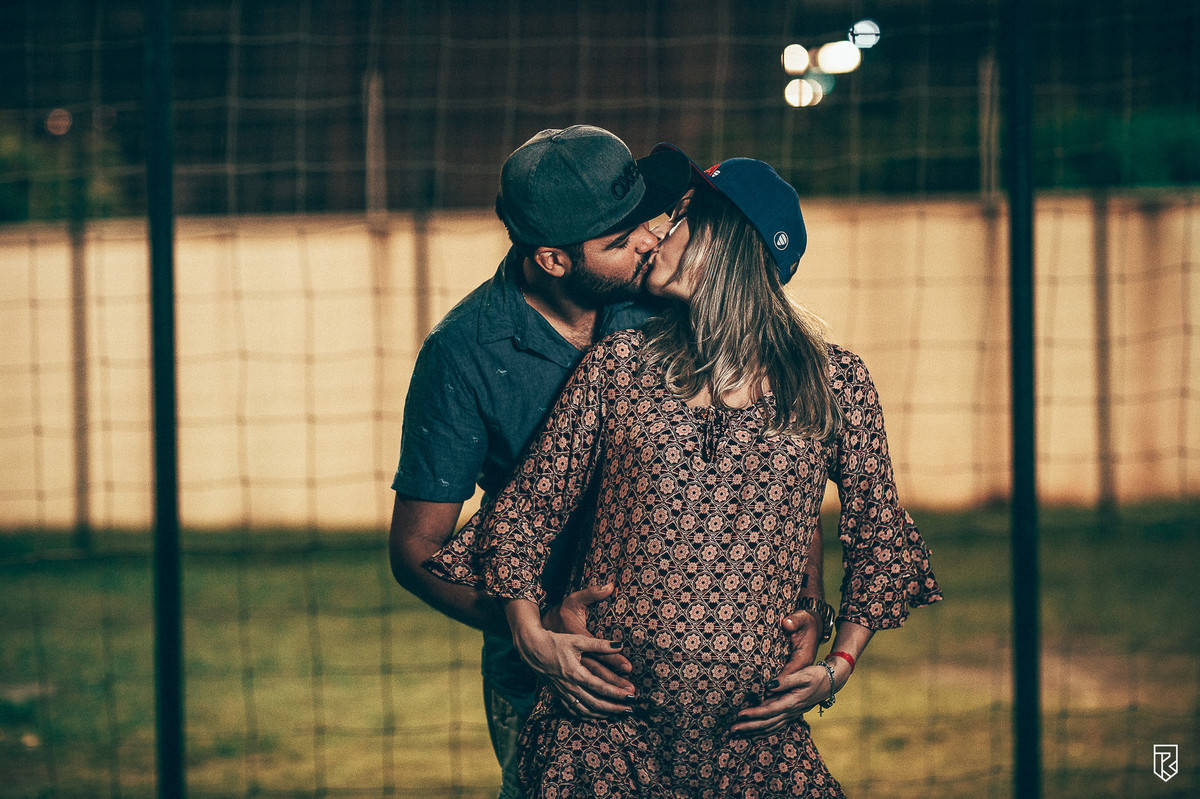 ensaio-gestante-dentro-de-casa-fotos-de-casal-ensaio-no-apartamento-fotografo-ricardo-lima
