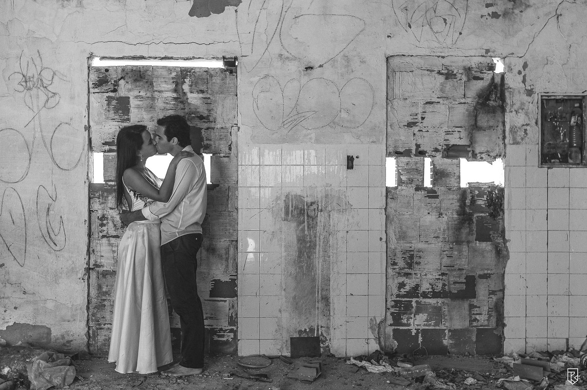 ensaio-casal-na-praia-cofeco-prainha-pré-wedding-e-session-ricardo-lima-fotografo-fortaleza-ceara-por-do-sol-casamento-na-praia