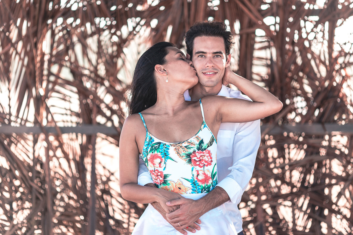ensaio-casal-na-praia-cofeco-prainha-pré-wedding-e-session-ricardo-lima-fotografo-fortaleza-ceara-por-do-sol-casamento-na-praia