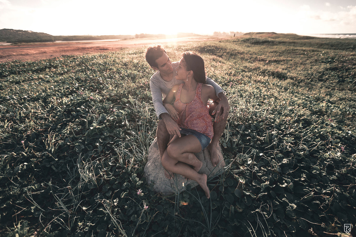 ensaio-casal-na-praia-cofeco-prainha-pré-wedding-e-session-ricardo-lima-fotografo-fortaleza-ceara-por-do-sol-casamento-na-praia