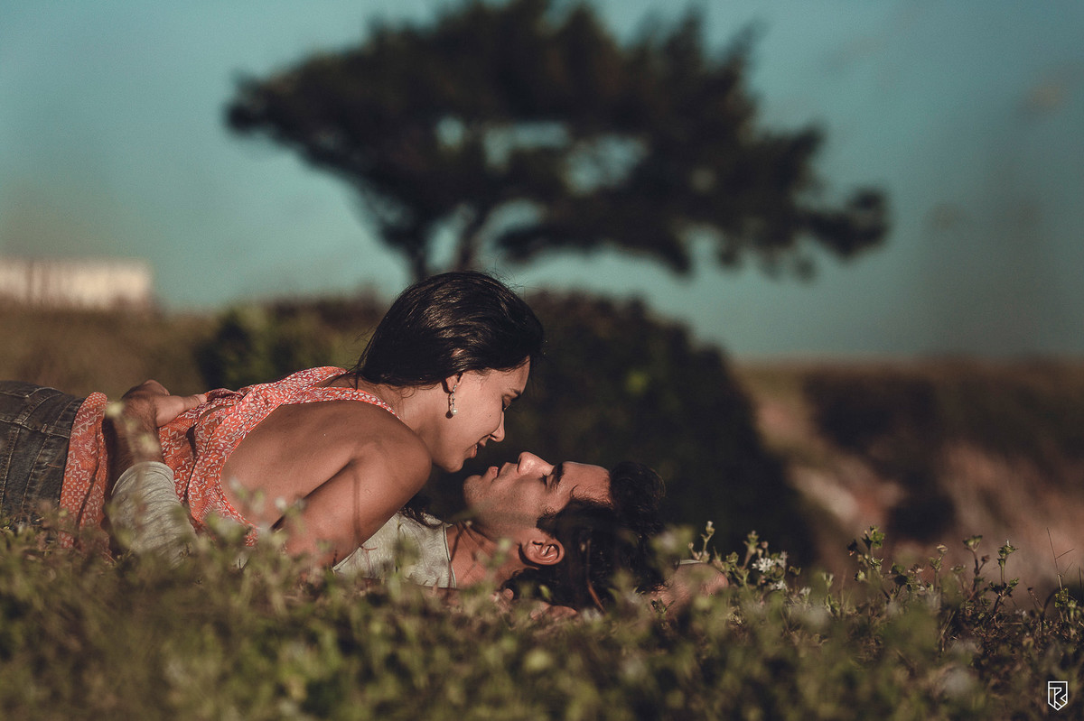 ensaio-casal-na-praia-cofeco-prainha-pré-wedding-e-session-ricardo-lima-fotografo-fortaleza-ceara-por-do-sol-casamento-na-praia