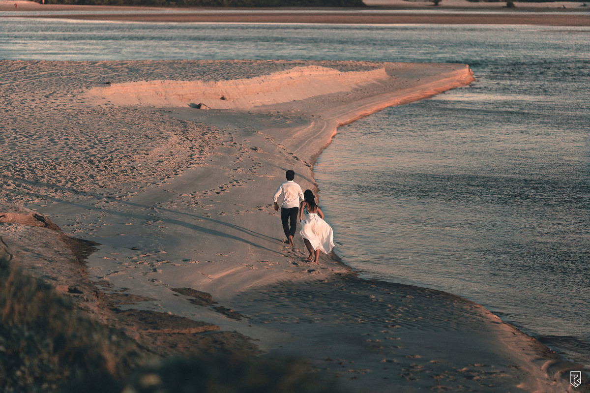 ensaio-casal-na-praia-cofeco-prainha-pré-wedding-e-session-ricardo-lima-fotografo-fortaleza-ceara-por-do-sol-casamento-na-praia
