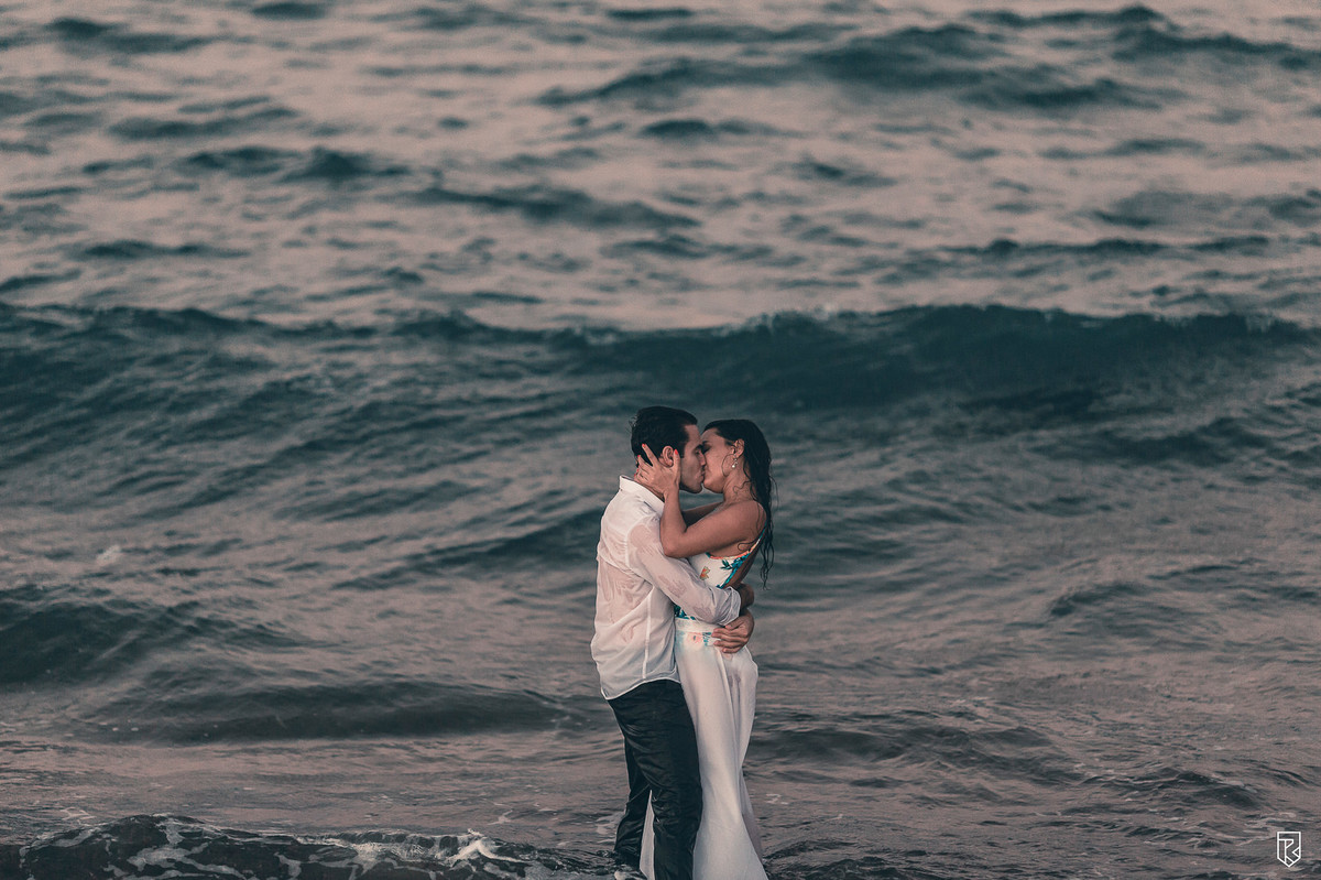 ensaio-casal-na-praia-cofeco-prainha-pré-wedding-e-session-ricardo-lima-fotografo-fortaleza-ceara-por-do-sol-casamento-na-praia