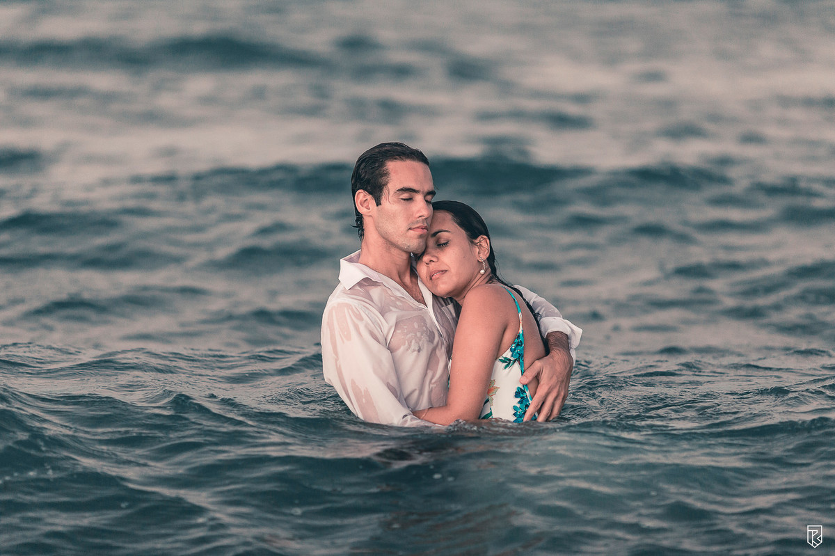 ensaio-casal-na-praia-cofeco-prainha-pré-wedding-e-session-ricardo-lima-fotografo-fortaleza-ceara-por-do-sol-casamento-na-praia