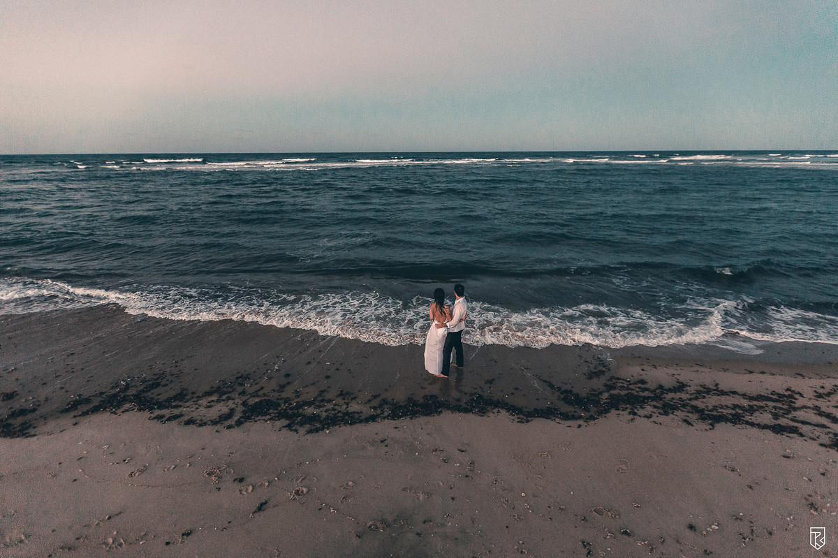 ensaio-casal-na-praia-cofeco-prainha-pré-wedding-e-session-ricardo-lima-fotografo-fortaleza-ceara-por-do-sol-casamento-na-praia