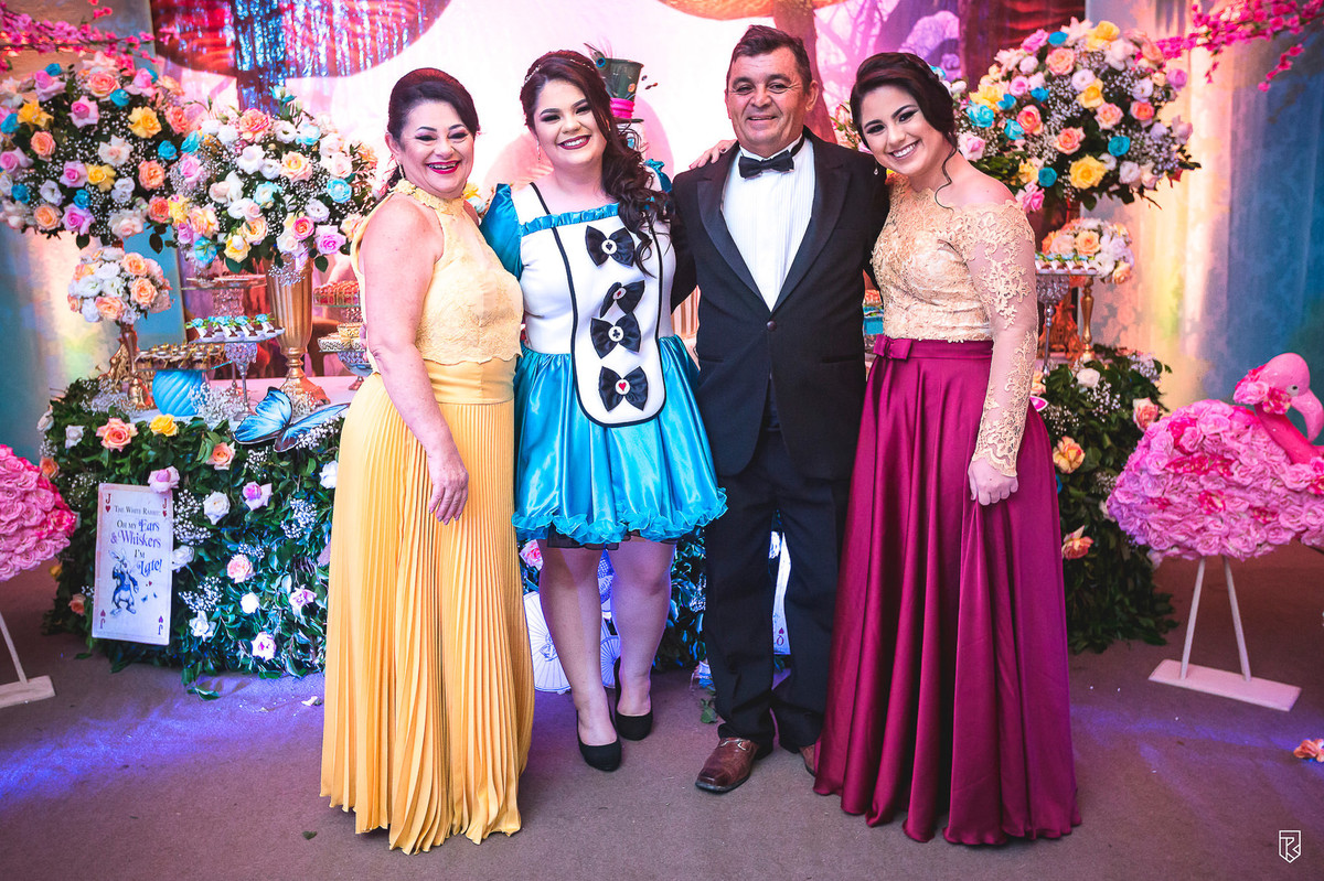 festa-debutante-15-anos-Vitória-Tomaz-tema-Alice-no-Pais-das-Maravilhas-Di-Gregorio_buffet-Ricardo-Lima-Fotógrafo-Fortaleza-ce