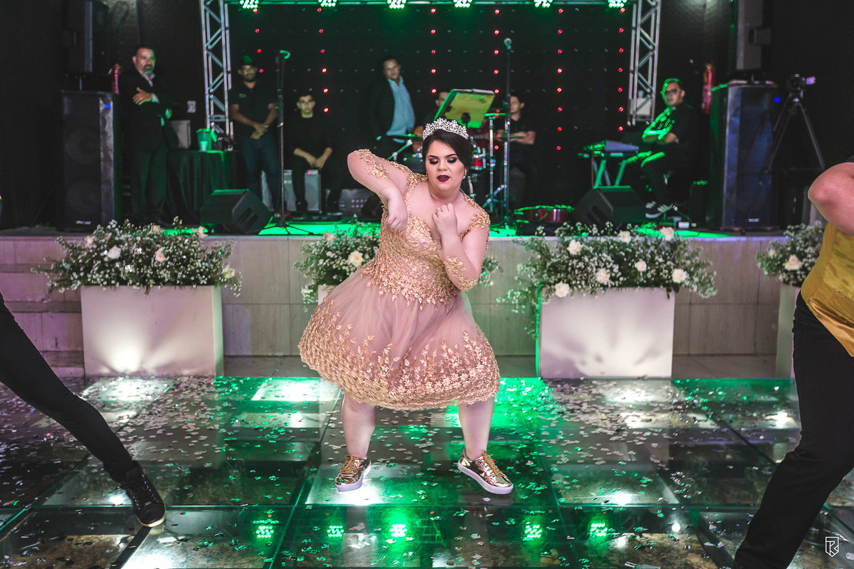 festa-debutante-15-anos-Vitória-Tomaz-tema-Alice-no-Pais-das-Maravilhas-Di-Gregorio_buffet-Ricardo-Lima-Fotógrafo-Fortaleza-ce