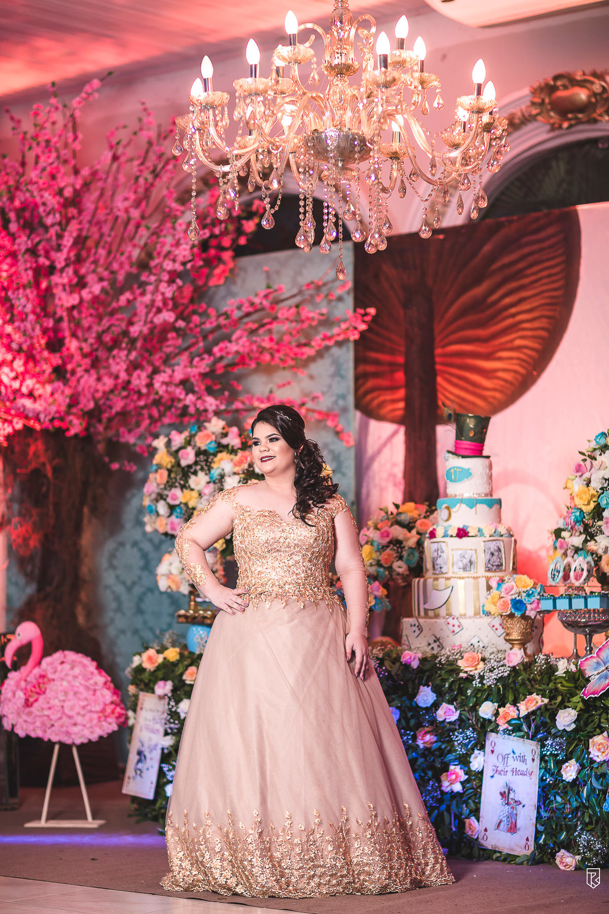 festa-debutante-15-anos-Vitória-Tomaz-tema-Alice-no-Pais-das-Maravilhas-Di-Gregorio_buffet-Ricardo-Lima-Fotógrafo-Fortaleza-ce