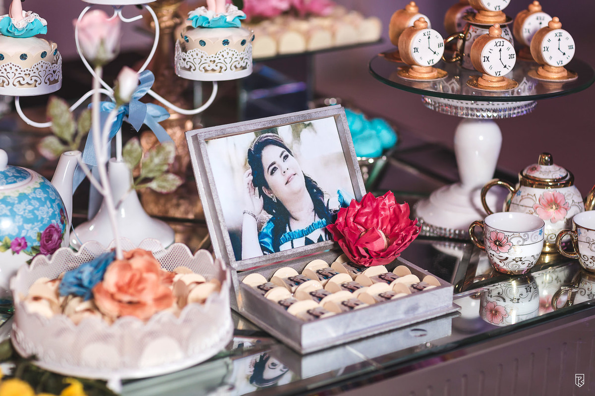 festa-debutante-15-anos-Vitória-Tomaz-tema-Alice-no-Pais-das-Maravilhas-Di-Gregorio_buffet-Ricardo-Lima-Fotógrafo-Fortaleza-ce