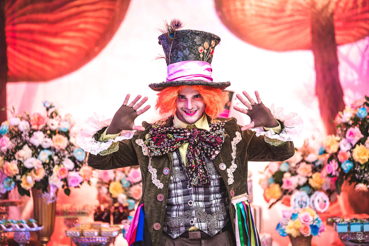 festa-debutante-15-anos-Vitória-Tomaz-tema-Alice-no-Pais-das-Maravilhas-Di-Gregorio_buffet-Ricardo-Lima-Fotógrafo-Fortaleza-ce