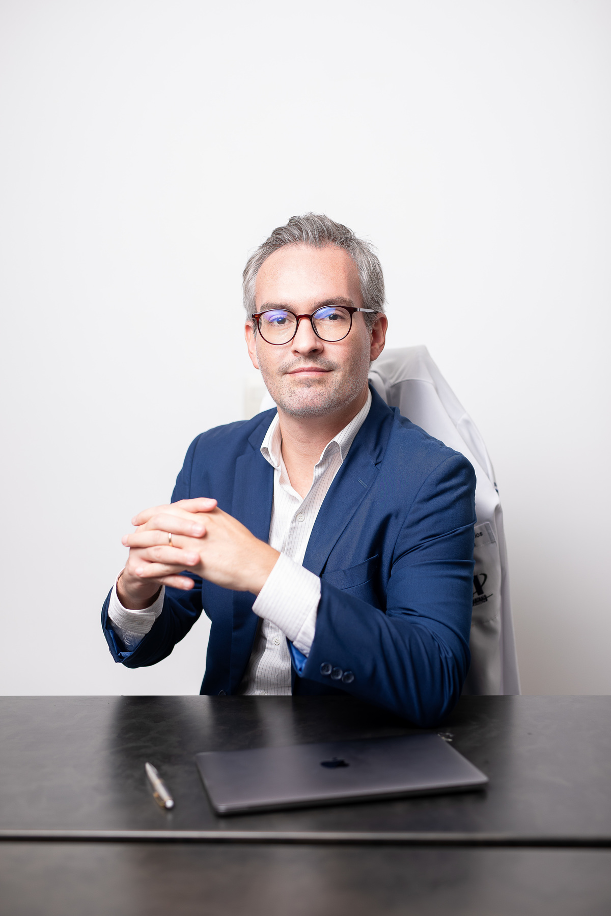 retrato corporativo-médico-cirurgião plástico