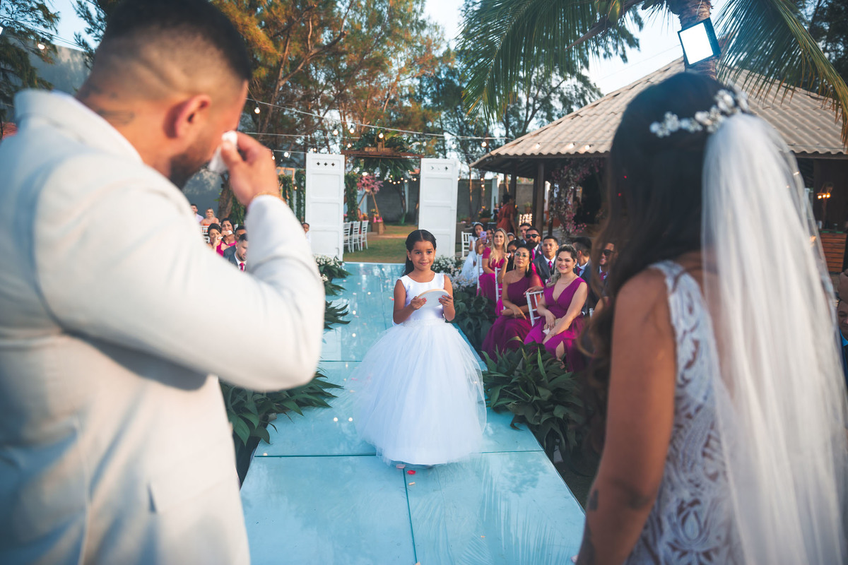 amor-casamento, Kelly e Alexandre-pôr do sol, Lounge Conceito-praia de Iparana, fotografia de casamento-amor, cumplicidade-emocionante, momento especial-troca de votos, preparativos-gestos de carinho, atmosfera mágica-intimidade, romance-felicidade