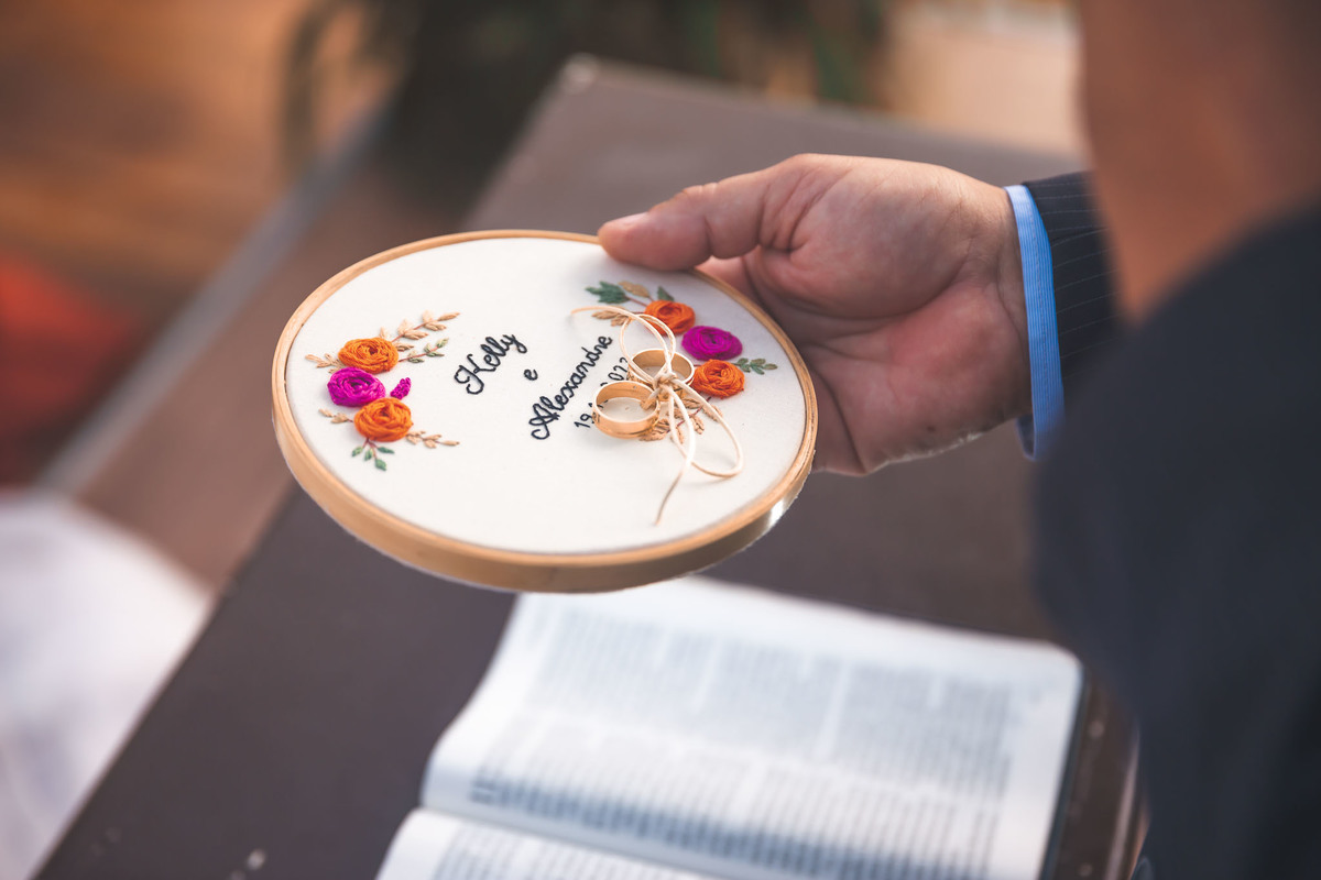 amor-casamento, Kelly e Alexandre-pôr do sol, Lounge Conceito-praia de Iparana, fotografia de casamento-amor, cumplicidade-emocionante, momento especial-troca de votos, preparativos-gestos de carinho, atmosfera mágica-intimidade, romance-felicidade