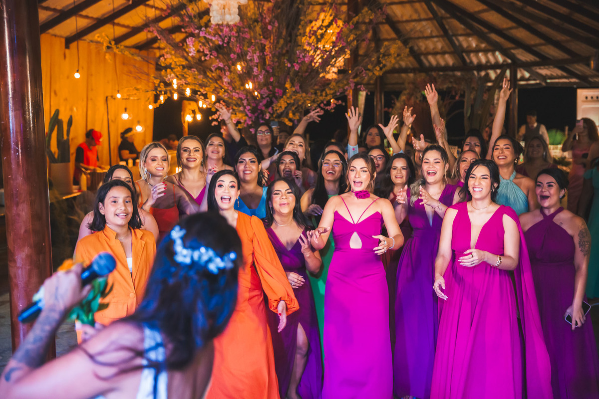 amor-casamento, Kelly e Alexandre-pôr do sol, Lounge Conceito-praia de Iparana, fotografia de casamento-amor, cumplicidade-emocionante, momento especial-troca de votos, preparativos-gestos de carinho, atmosfera mágica-intimidade, romance-felicidade