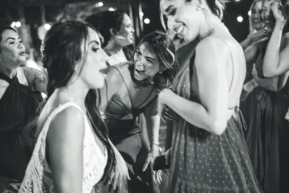 amor-casamento, Kelly e Alexandre-pôr do sol, Lounge Conceito-praia de Iparana, fotografia de casamento-amor, cumplicidade-emocionante, momento especial-troca de votos, preparativos-gestos de carinho, atmosfera mágica-intimidade, romance-felicidade