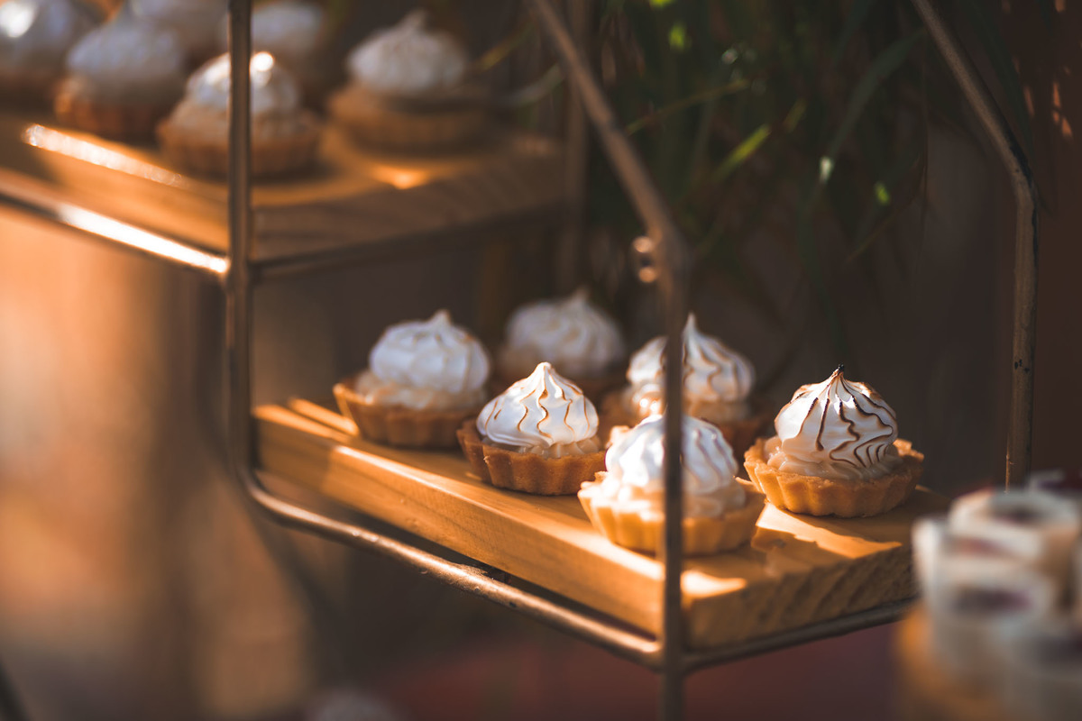 amor-casamento, Kelly e Alexandre-pôr do sol, Lounge Conceito-praia de Iparana, fotografia de casamento-amor, cumplicidade-emocionante, momento especial-troca de votos, preparativos-gestos de carinho, atmosfera mágica-intimidade, romance-felicidade