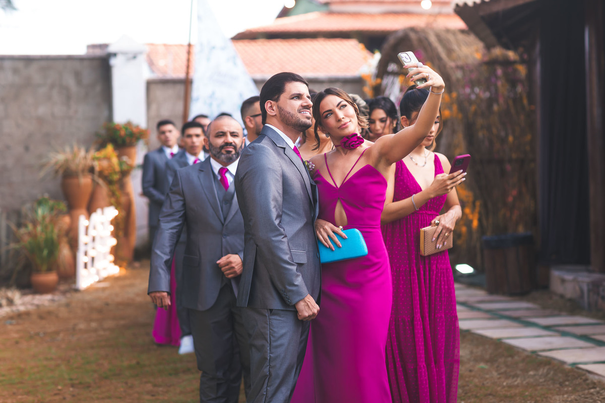 amor-casamento, Kelly e Alexandre-pôr do sol, Lounge Conceito-praia de Iparana, fotografia de casamento-amor, cumplicidade-emocionante, momento especial-troca de votos, preparativos-gestos de carinho, atmosfera mágica-intimidade, romance-felicidade