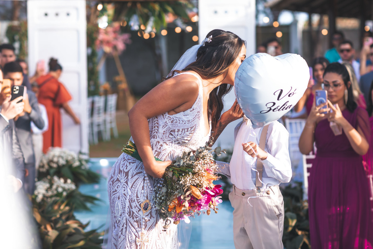 amor-casamento, Kelly e Alexandre-pôr do sol, Lounge Conceito-praia de Iparana, fotografia de casamento-amor, cumplicidade-emocionante, momento especial-troca de votos, preparativos-gestos de carinho, atmosfera mágica-intimidade, romance-felicidade