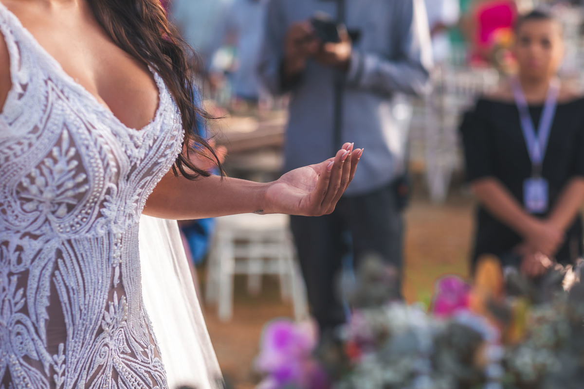 amor-casamento, Kelly e Alexandre-pôr do sol, Lounge Conceito-praia de Iparana, fotografia de casamento-amor, cumplicidade-emocionante, momento especial-troca de votos, preparativos-gestos de carinho, atmosfera mágica-intimidade, romance-felicidade