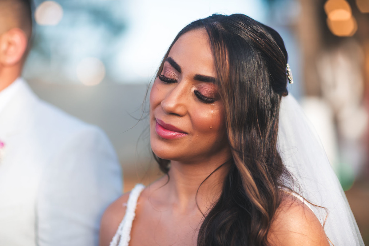 amor-casamento, Kelly e Alexandre-pôr do sol, Lounge Conceito-praia de Iparana, fotografia de casamento-amor, cumplicidade-emocionante, momento especial-troca de votos, preparativos-gestos de carinho, atmosfera mágica-intimidade, romance-felicidade