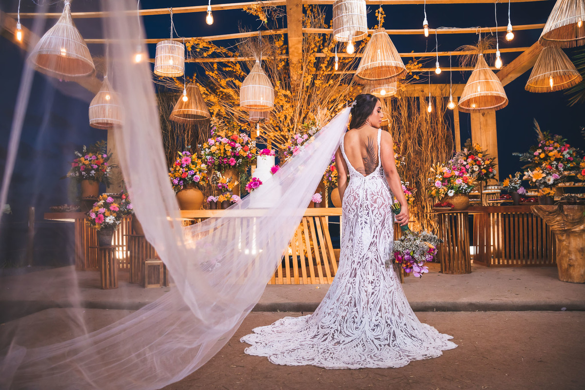 amor-casamento, Kelly e Alexandre-pôr do sol, Lounge Conceito-praia de Iparana, fotografia de casamento-amor, cumplicidade-emocionante, momento especial-troca de votos, preparativos-gestos de carinho, atmosfera mágica-intimidade, romance-felicidade
