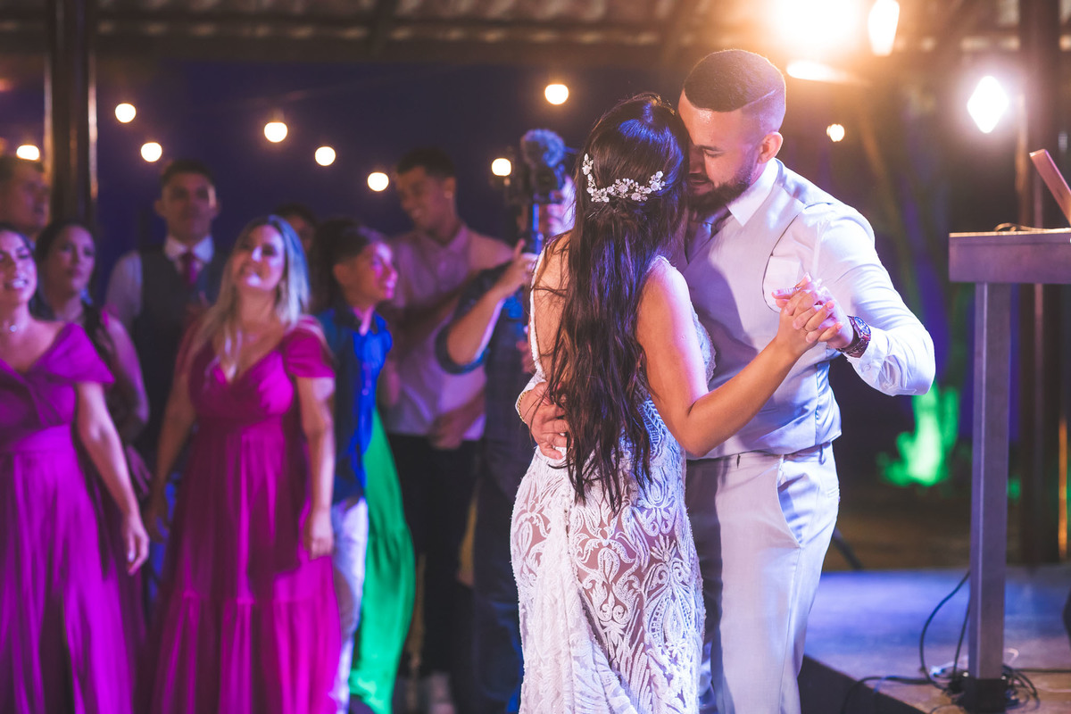 amor-casamento, Kelly e Alexandre-pôr do sol, Lounge Conceito-praia de Iparana, fotografia de casamento-amor, cumplicidade-emocionante, momento especial-troca de votos, preparativos-gestos de carinho, atmosfera mágica-intimidade, romance-felicidade