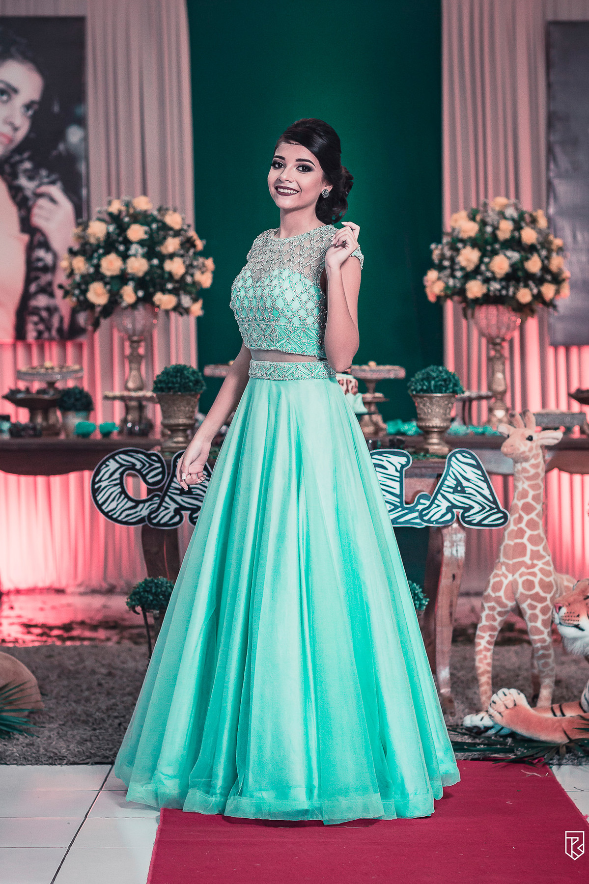 festa-15-anos-debutante-Camila-buffet-vestido-bolo-fotografia-Ricardo-Lima-Fotografo