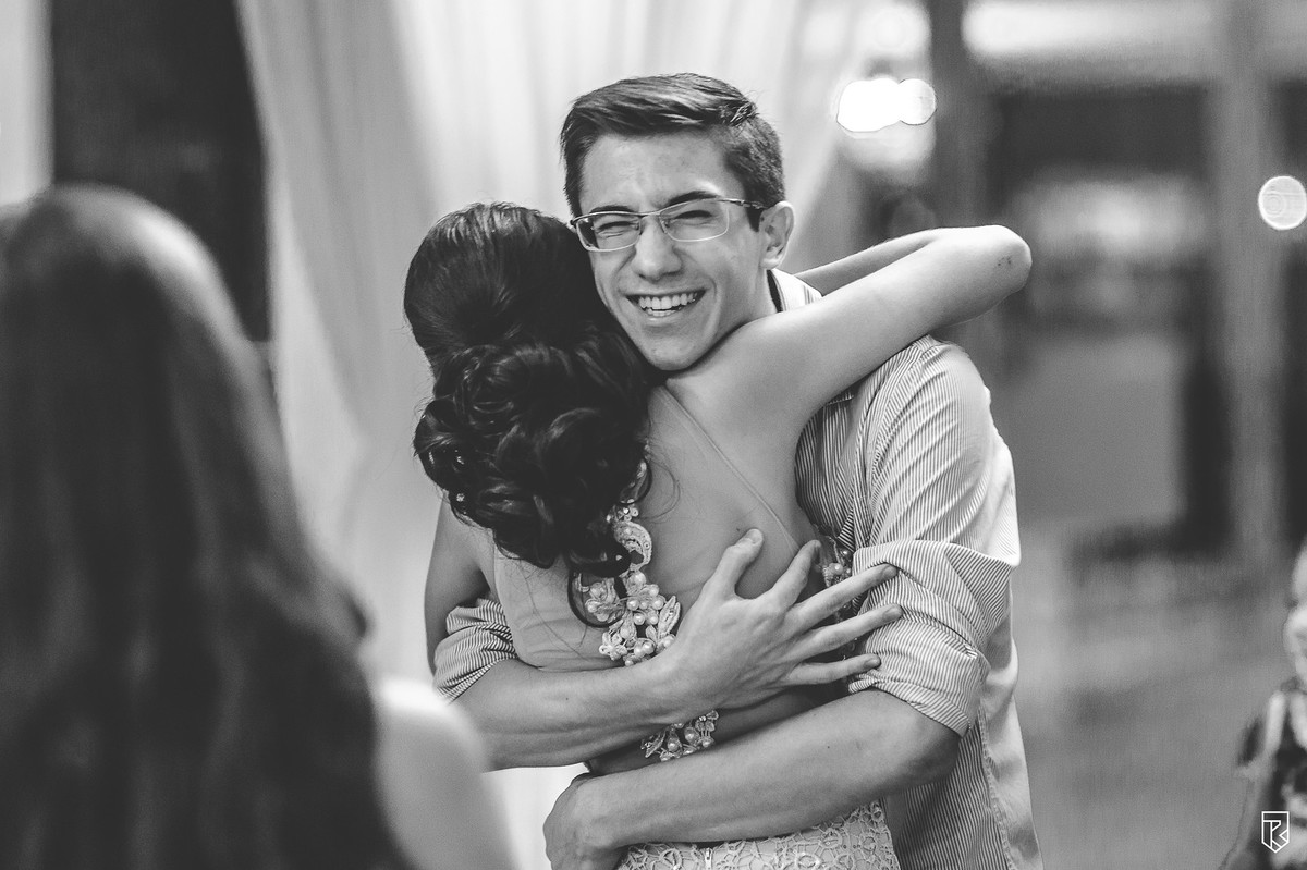 festa-15-anos-debutante-Camila-buffet-vestido-bolo-fotografia-Ricardo-Lima-Fotografo