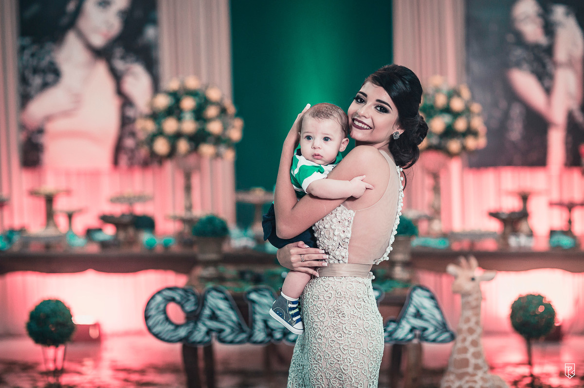 festa-15-anos-debutante-Camila-buffet-vestido-bolo-fotografia-Ricardo-Lima-Fotografo