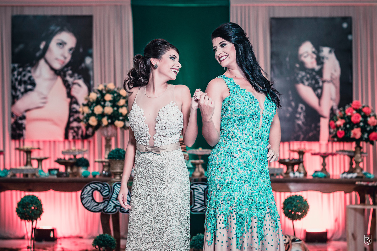 festa-15-anos-debutante-Camila-buffet-vestido-bolo-fotografia-Ricardo-Lima-Fotografo