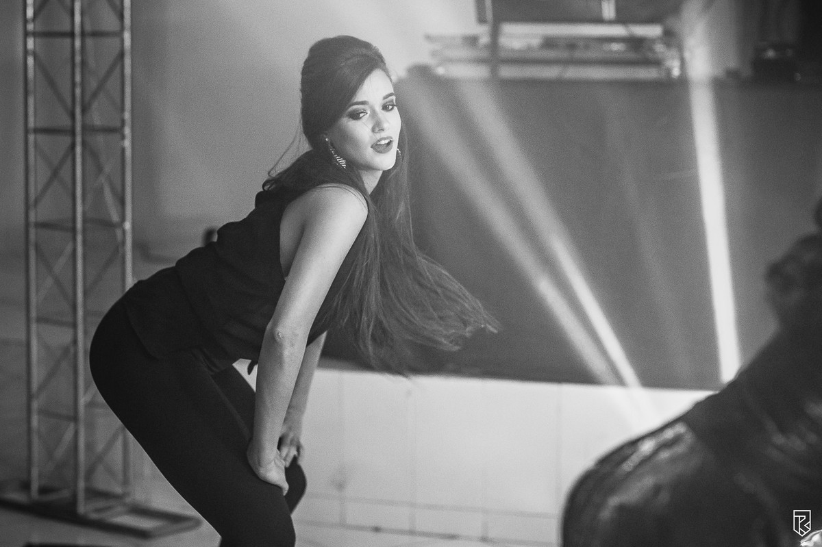 festa-15-anos-debutante-Camila-buffet-vestido-bolo-fotografia-Ricardo-Lima-Fotografo