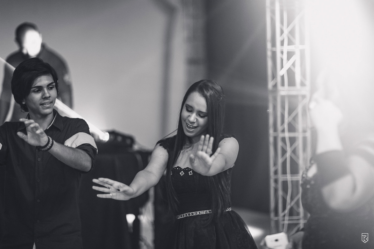 festa-15-anos-debutante-Camila-buffet-vestido-bolo-fotografia-Ricardo-Lima-Fotografo