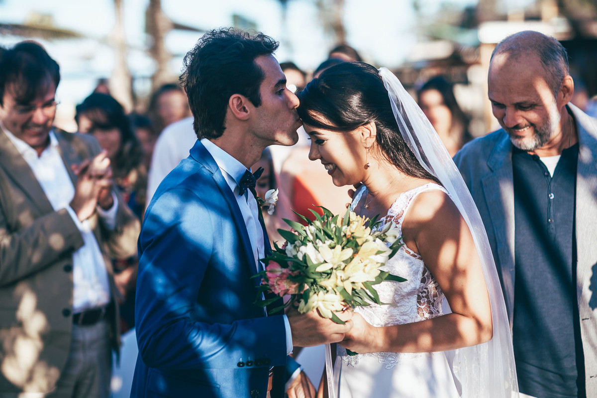 casamento-na-praia-cumbuco-ce-fotografia-de-casamento-making-of-noivo-e-noiva-por-do-sol-ricardo-lima-fotografo-de-casamento-em-fortaleza-ce