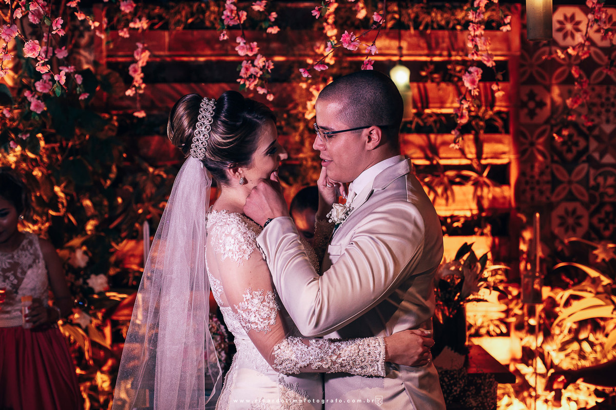 casamento-religioso-jonathan-rebecca-making-of-noiva-noivo-votos-festa-buffet-fotos-wedding-ricardo-lima-fotografo