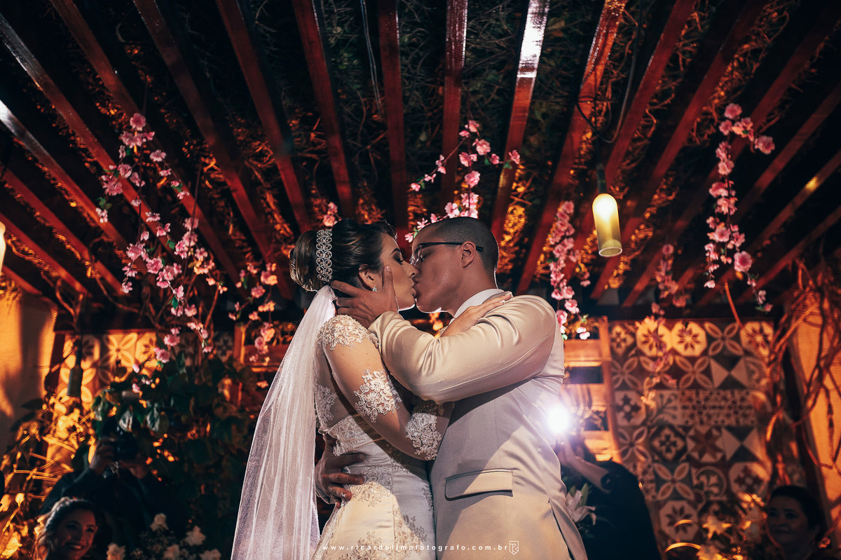 casamento-religioso-jonathan-rebecca-making-of-noiva-noivo-votos-festa-buffet-fotos-wedding-ricardo-lima-fotografo