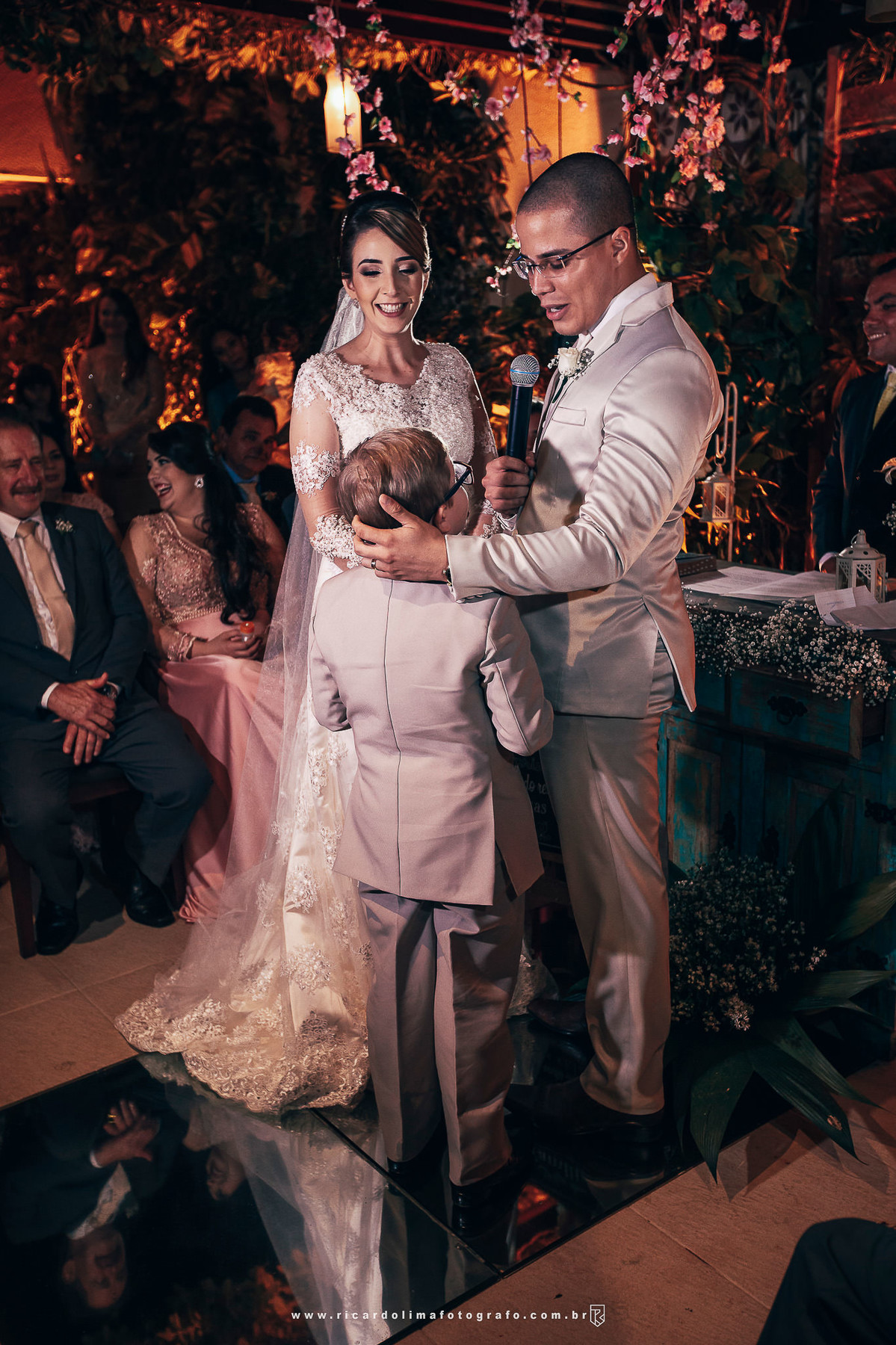 casamento-religioso-jonathan-rebecca-making-of-noiva-noivo-votos-festa-buffet-fotos-wedding-ricardo-lima-fotografo