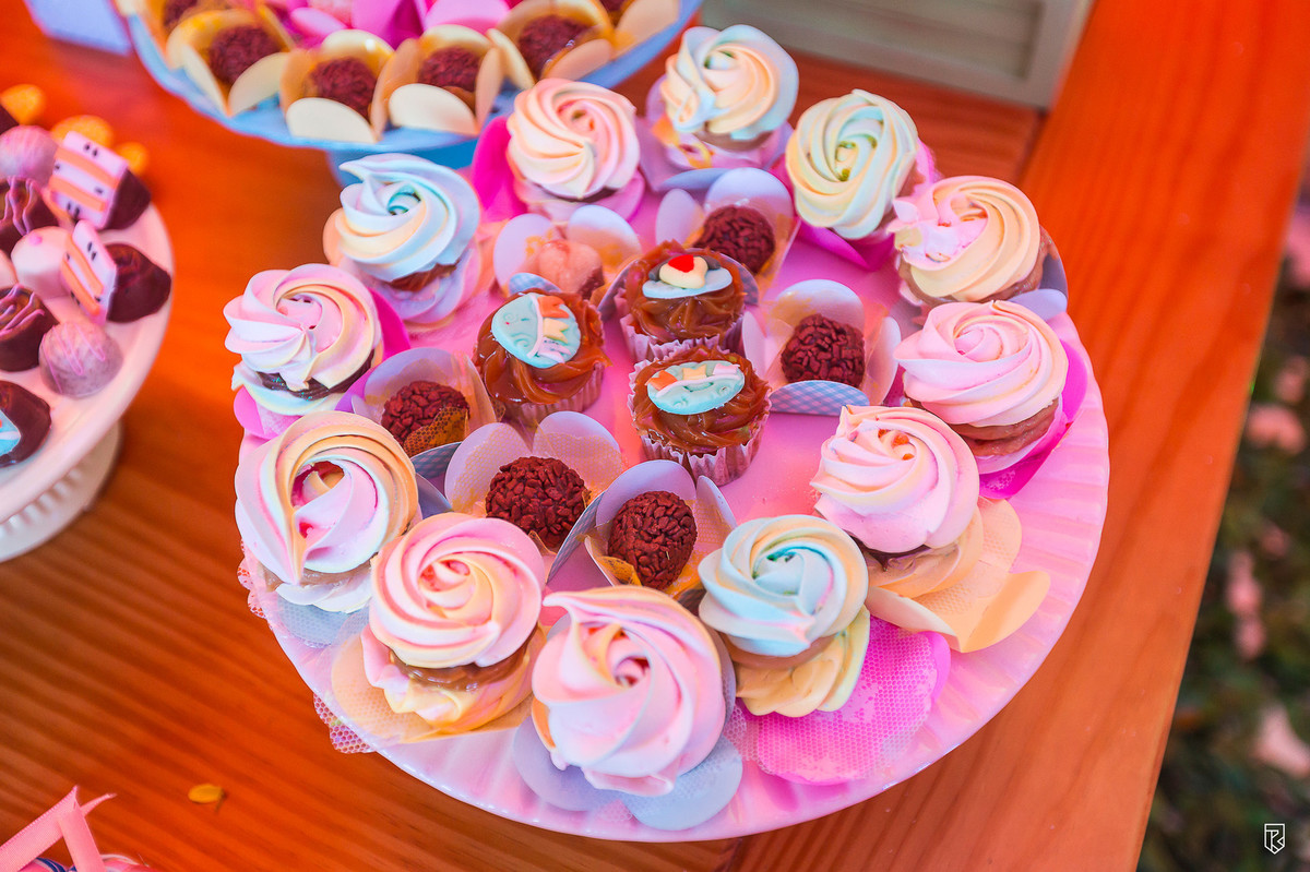 festa-infantil-tema-junina-bolo-festa-cores-decoração-arraiá-fotografia-Ricardo-Lima-Fortaleza