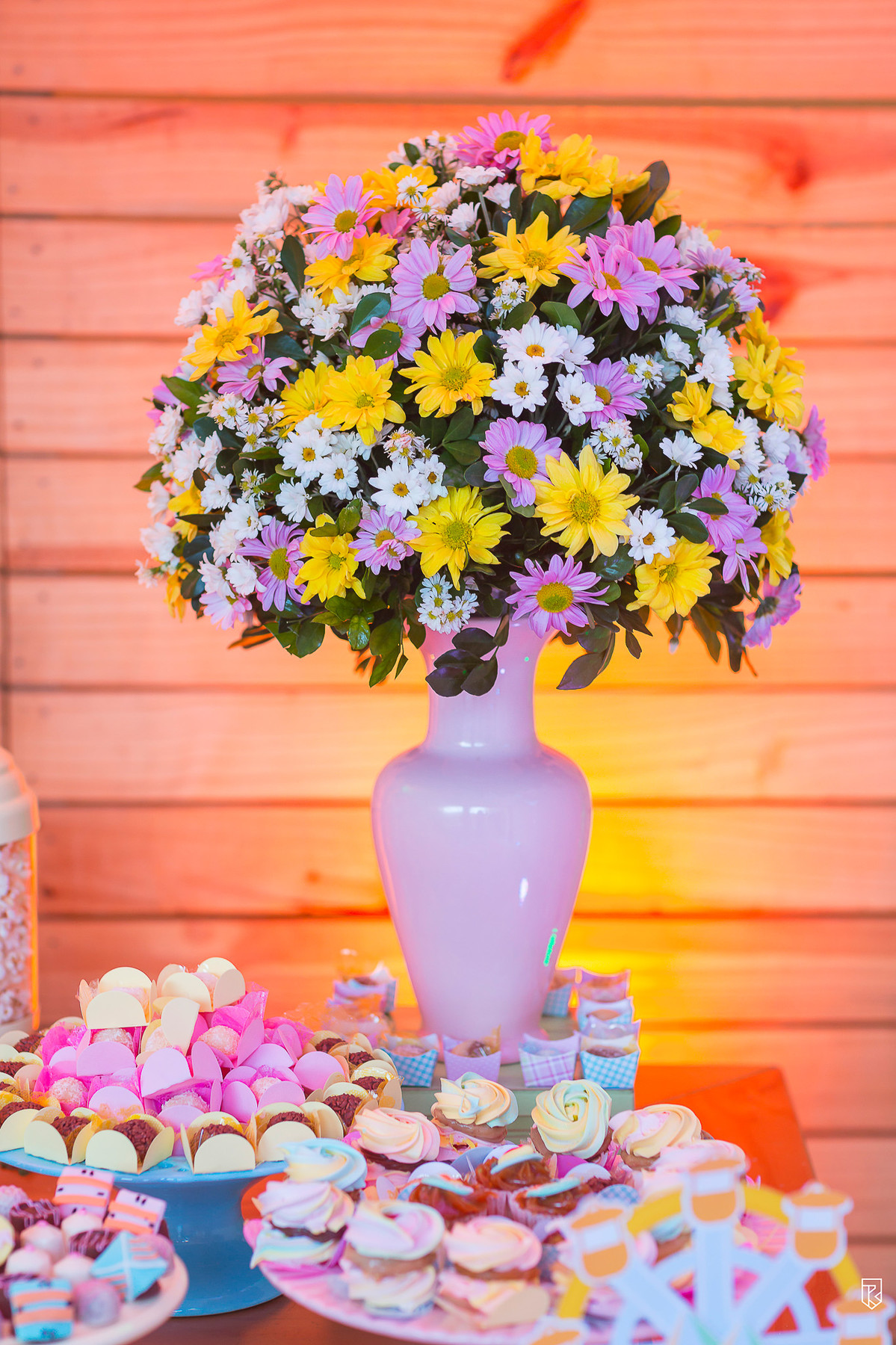 festa-infantil-tema-junina-bolo-festa-cores-decoração-arraiá-fotografia-Ricardo-Lima-Fortaleza