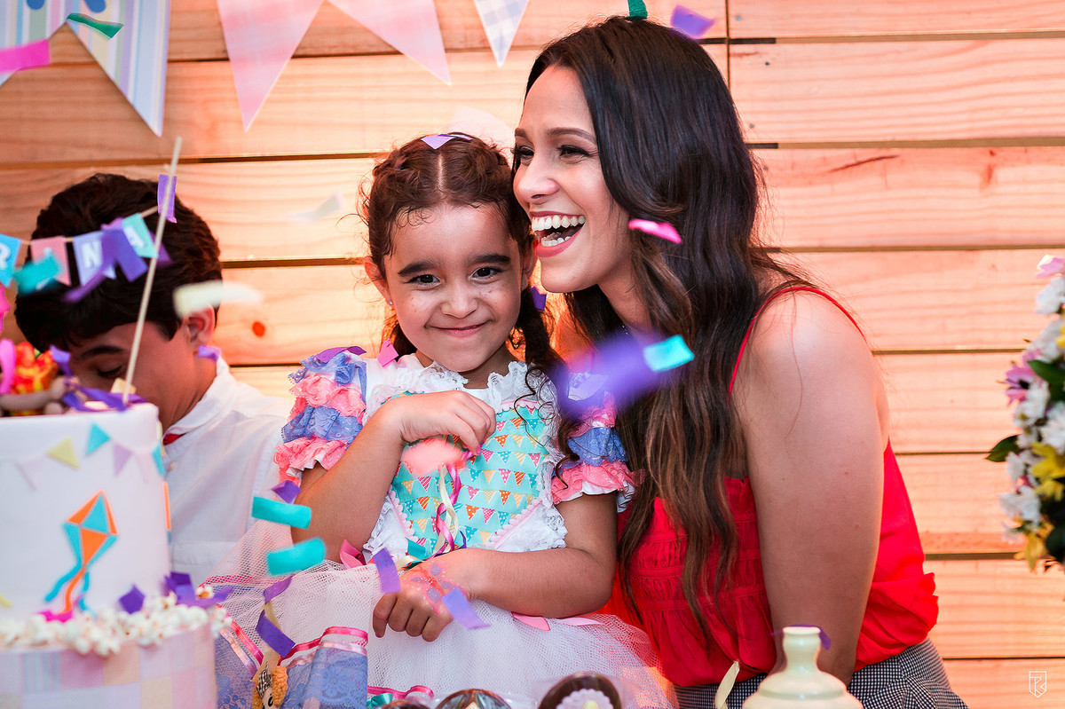 festa-infantil-tema-junina-bolo-festa-cores-decoração-arraiá-fotografia-Ricardo-Lima-Fortaleza