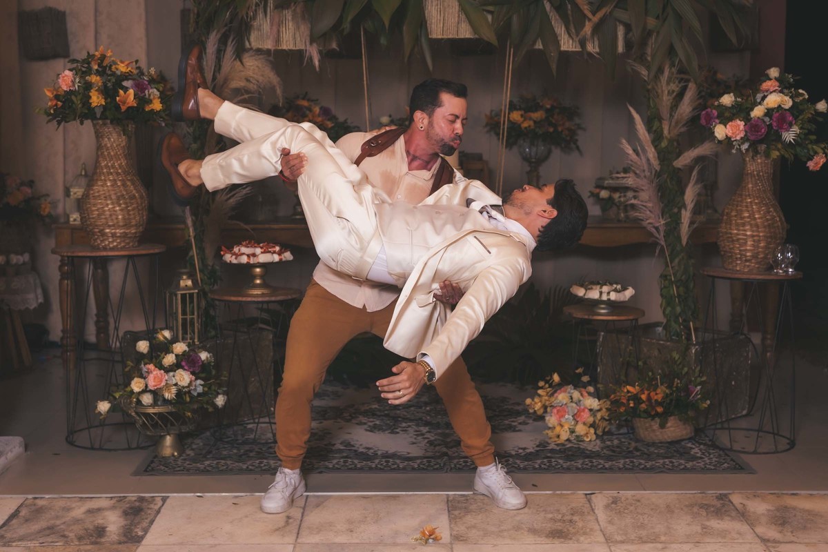 fotógrafo de casamento apaixonado

fotografia com emoção

fotografia de casamento Brasil

fotógrafo autoral

registro com alma

amor pela fotografia