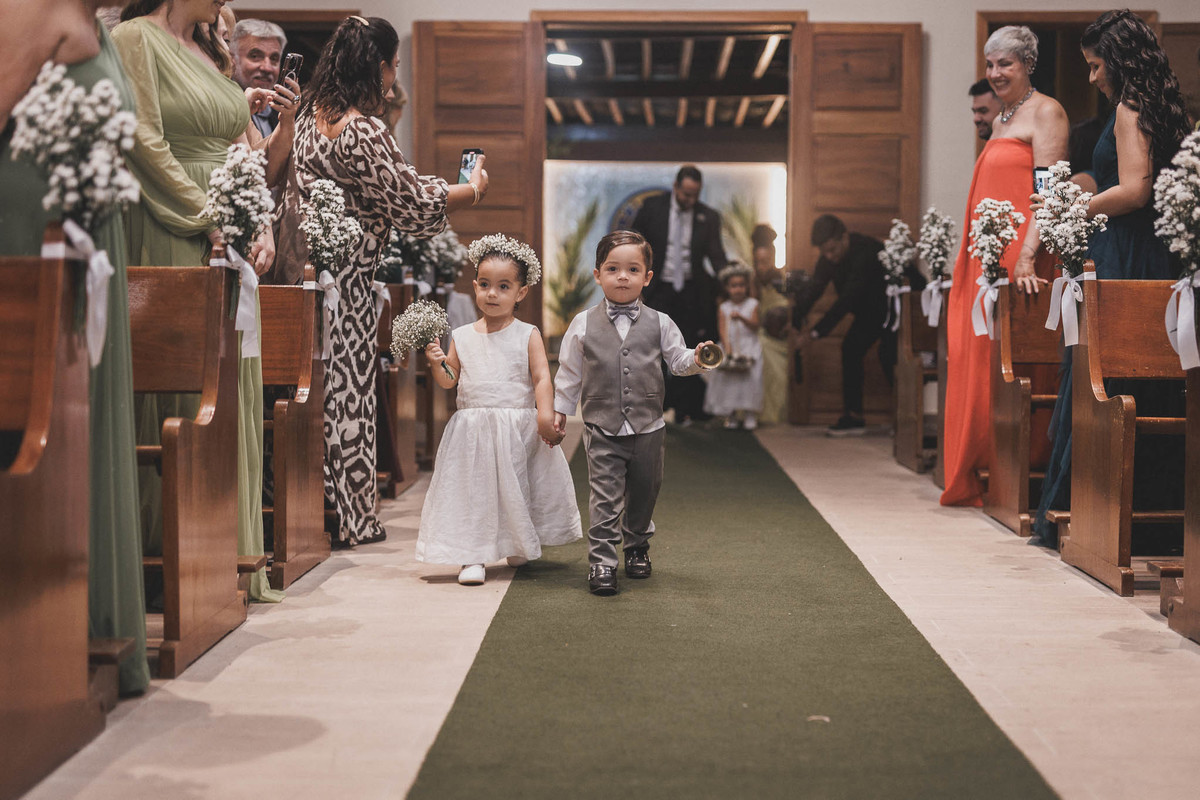 Cerimônia religiosa de casamento clássico no Mosteiro de São Bento.