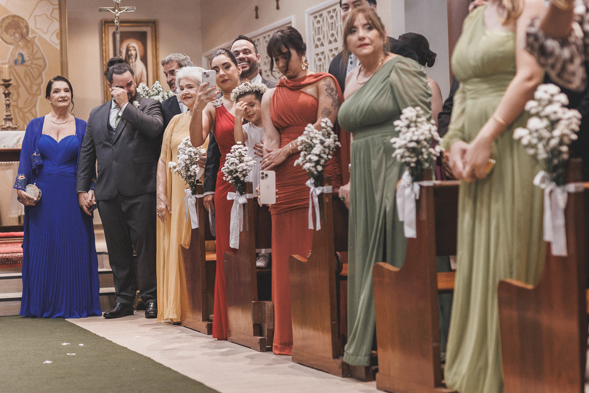 Cerimônia religiosa de casamento clássico no Mosteiro de São Bento.