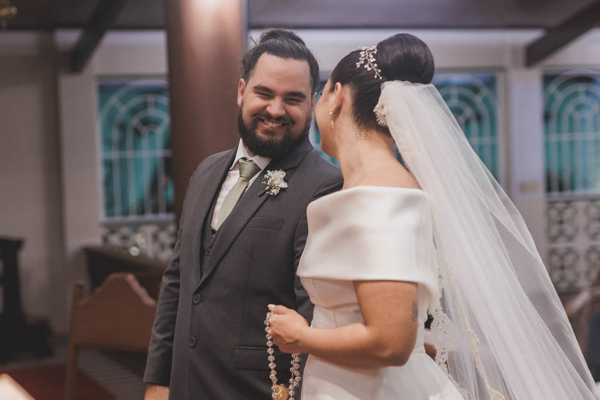 Cerimônia religiosa de casamento clássico no Mosteiro de São Bento.